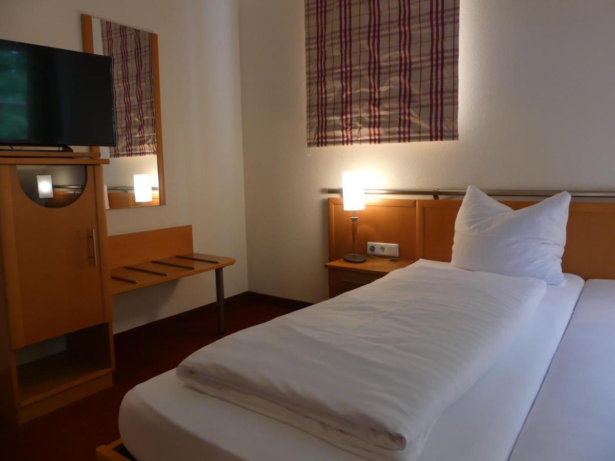 Landgasthaus Hotel Eggert Райне Екстериор снимка