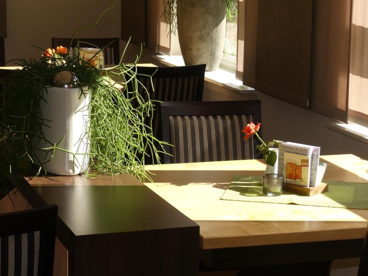 Landgasthaus Hotel Eggert Райне Екстериор снимка